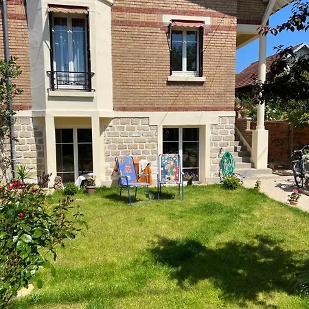 Villa 4 Chambres Avec Jardin Proche Paris Le Vésinet
