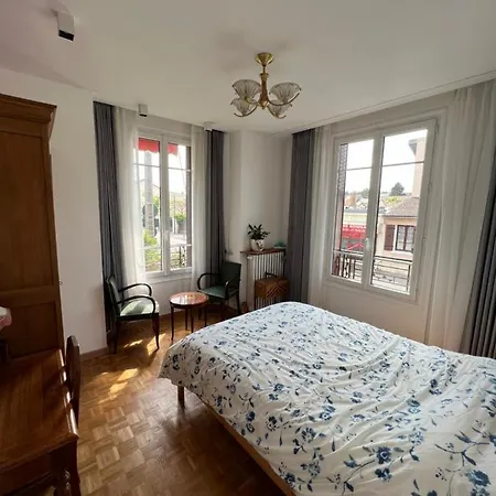 4 Chambres Avec Jardin Proche Paris * Le Vésinet