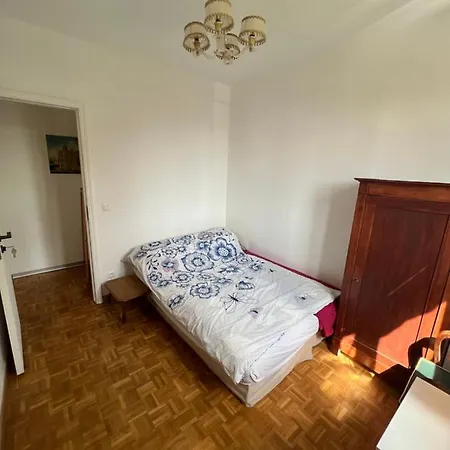 Villa 4 Chambres Avec Jardin Proche Paris *